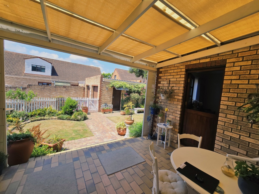 3 Bedroom Property for Sale in Dormehls Drift Western Cape